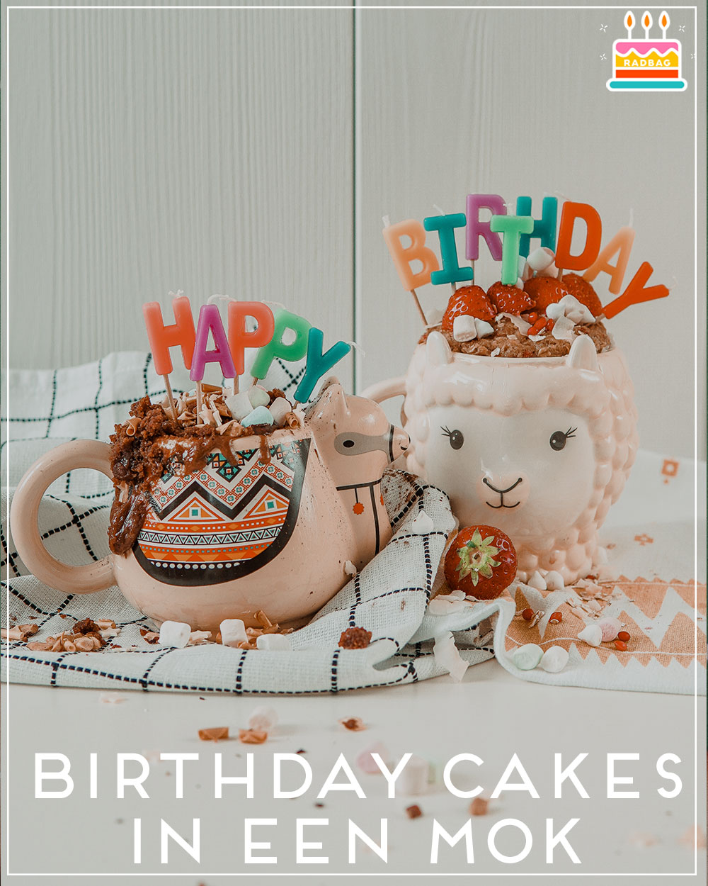 birthday cakes in een mok