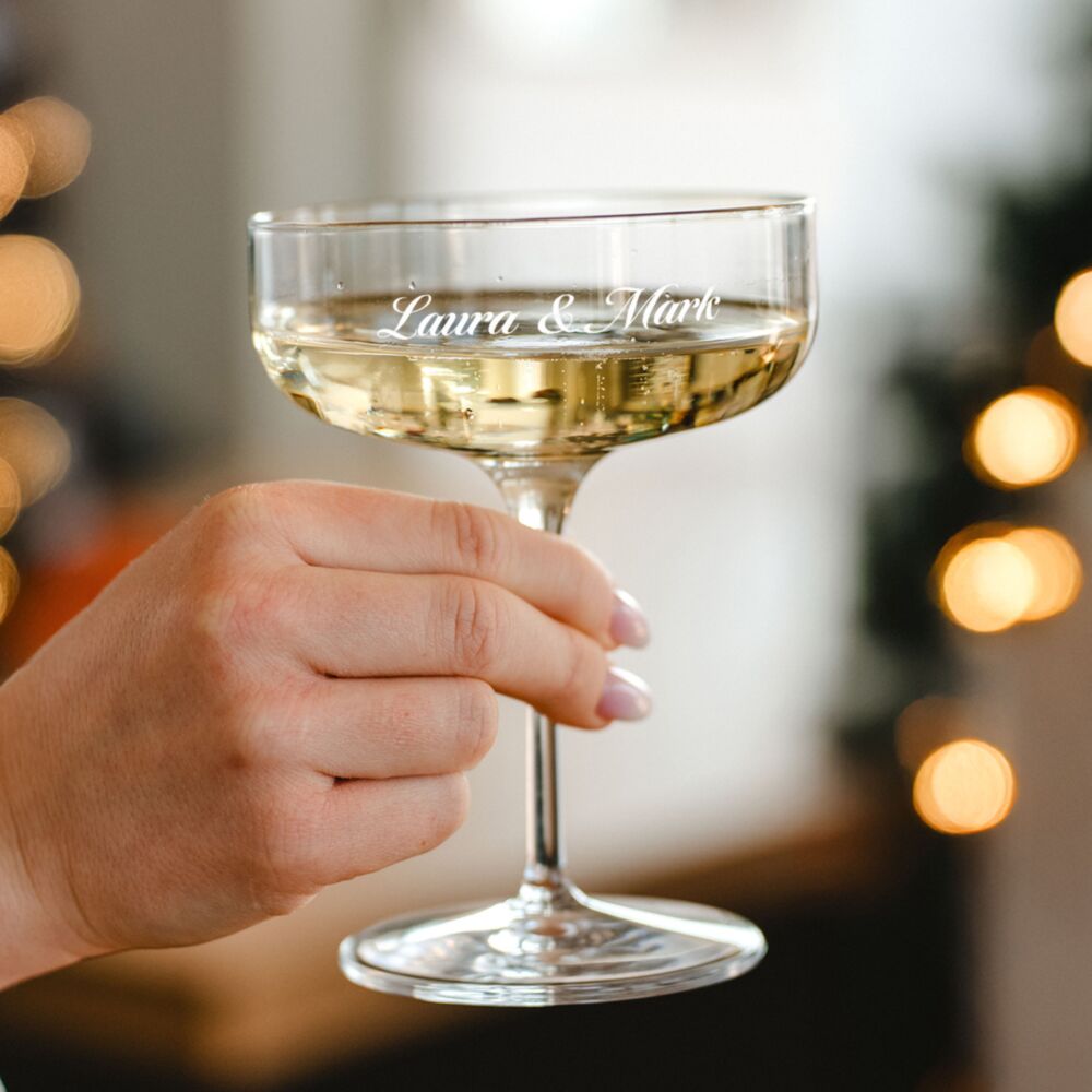Personalisierbare Verlobungs-Champagnerschale mit Gravur Personalisierbare Verlobungs-Champagnerschale mit Gravur