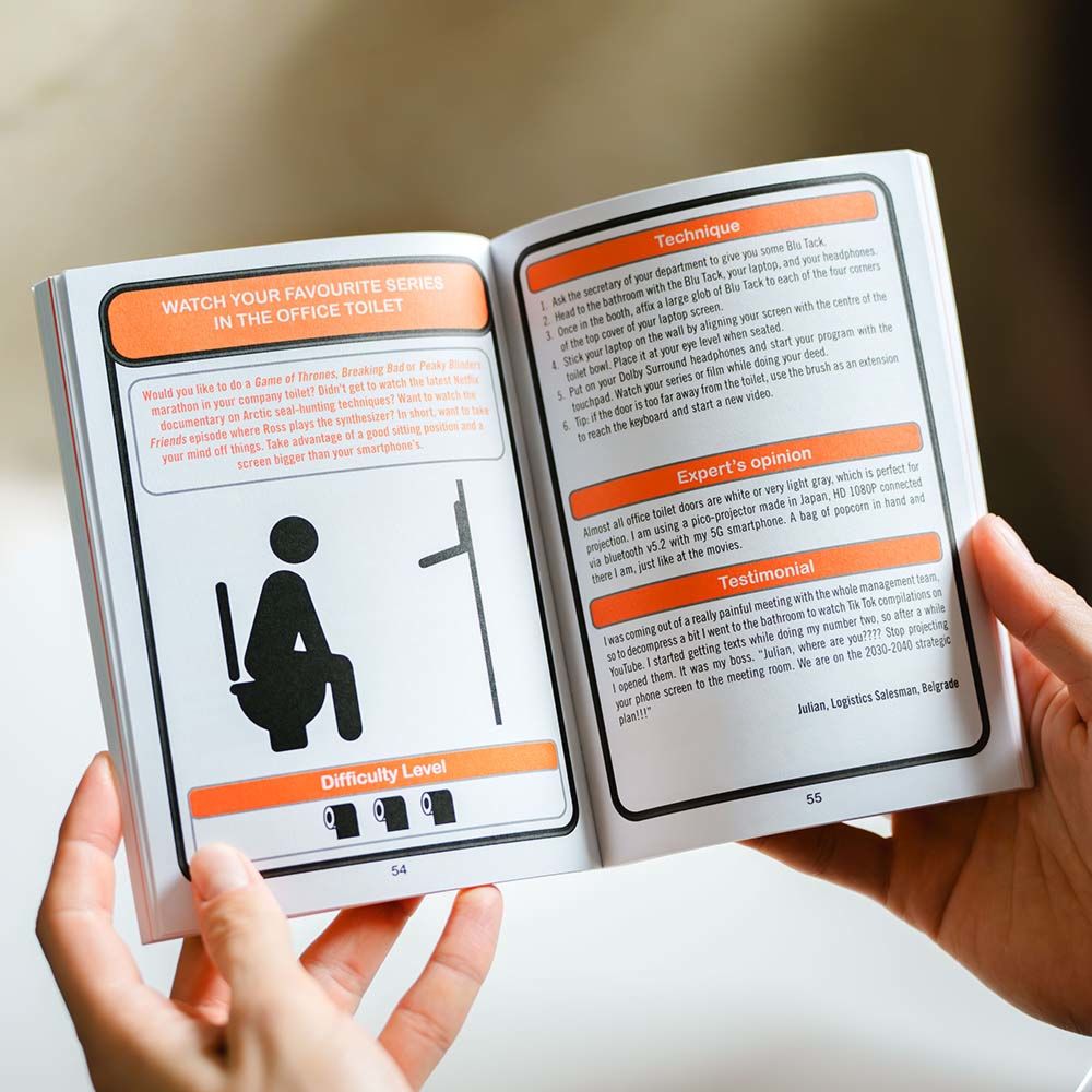 Things To Do While You Poo boek