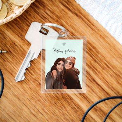 Gepersonaliseerde acryl sleutelhanger als comic