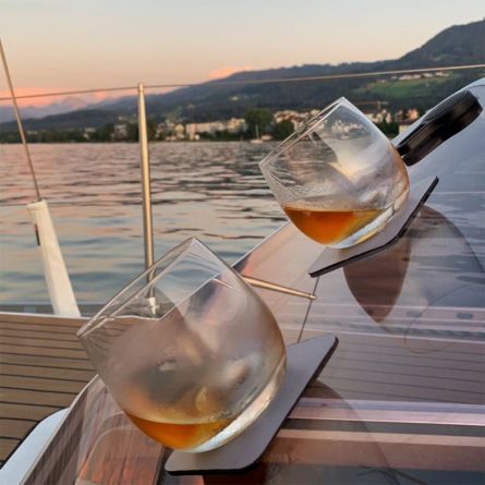 Magnetische whiskyglazen met glazen onderzetters
