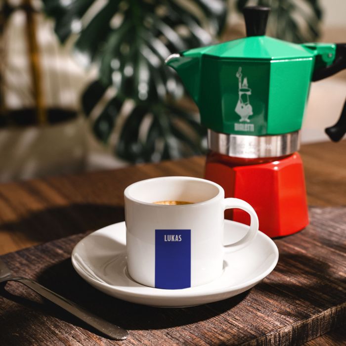 Gepersonaliseerde espresso mok met naam en achtergrond 