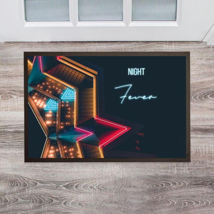 Personaliseerbare deurmat in neon look 