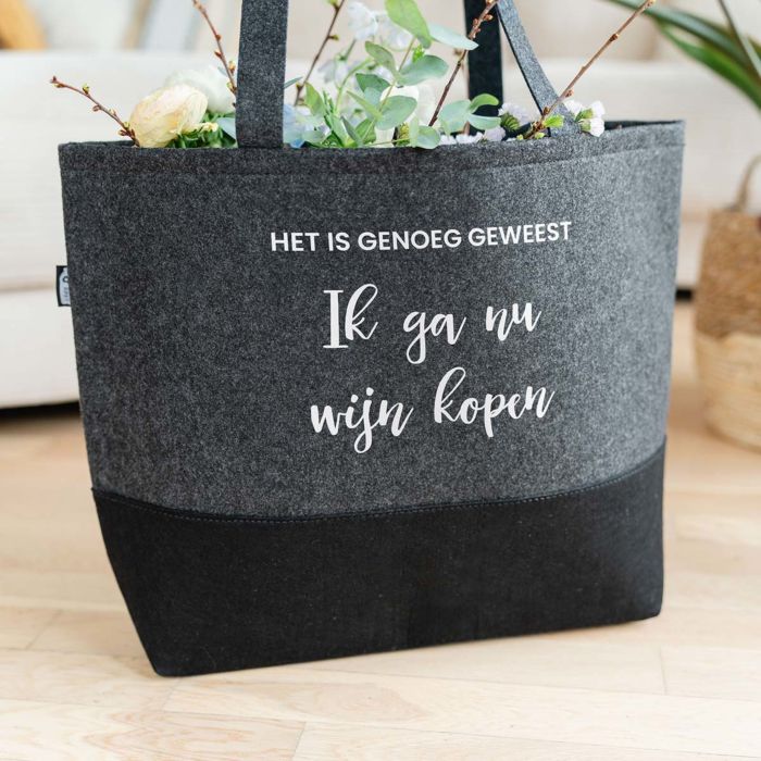 Gepersonaliseerde vilten tas met tekst