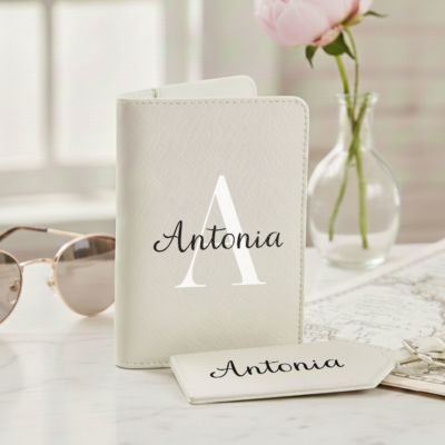 Gepersonaliseerde paspoorthoes en kofferlabel met monogram