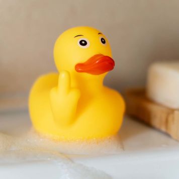 Middelvinger badeendje