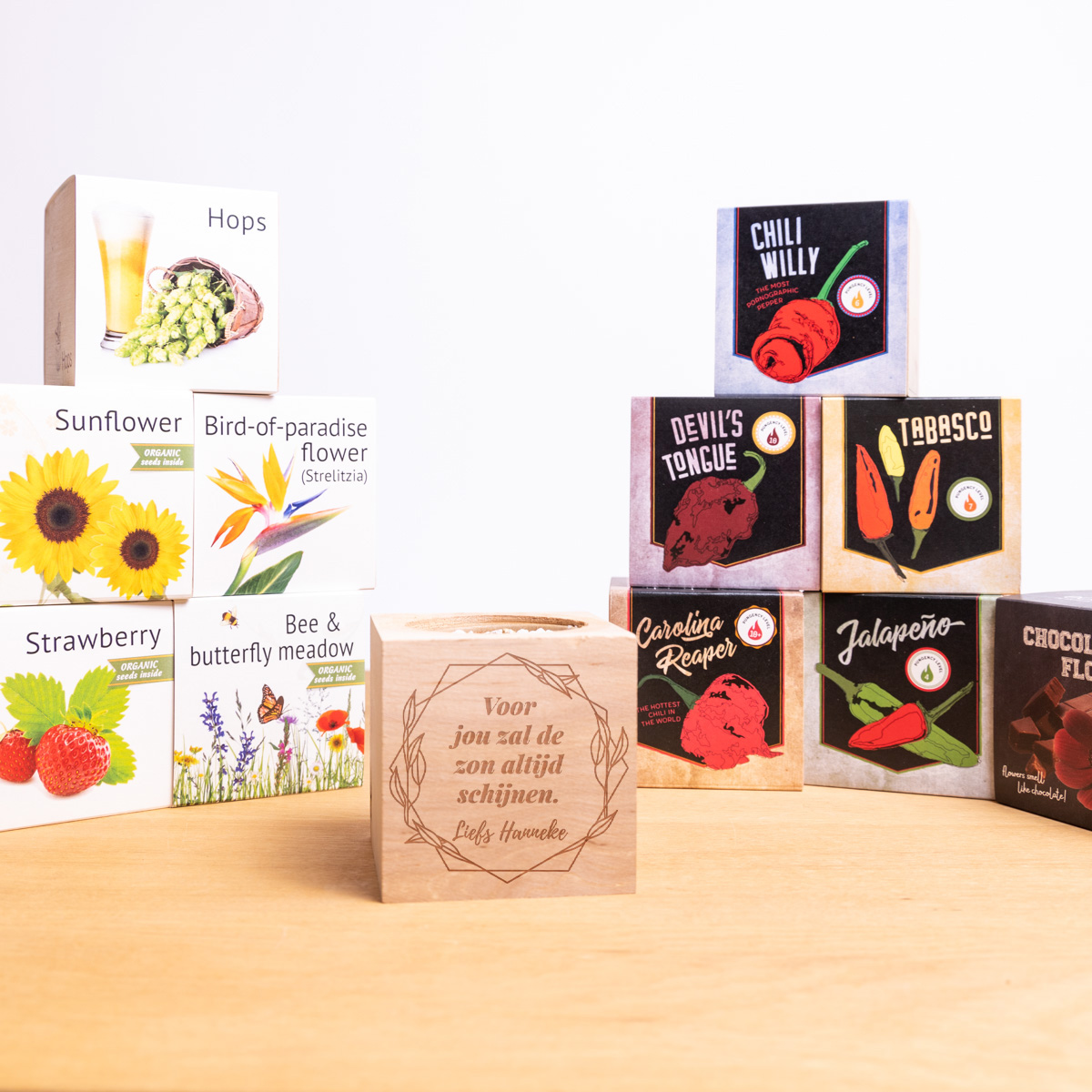 Ecocube - Plantjes in Houten Kubus met Gravure