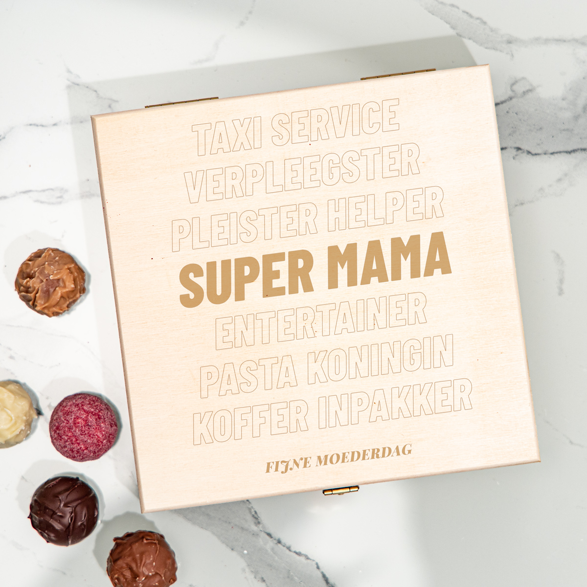 Personaliseerbaar kistje met bonbons