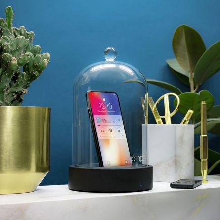 Smartphone stolp met Bluetooth speaker