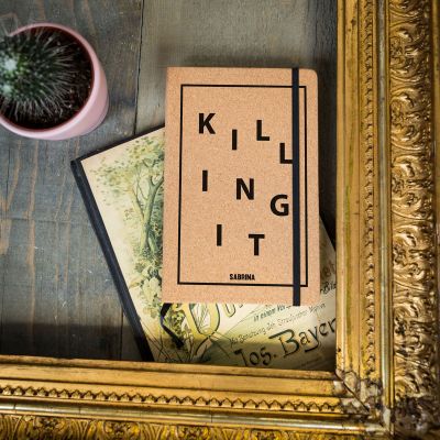 Cadeau voor broer - Personaliseerbaar kurken notitieboekje - Killing It