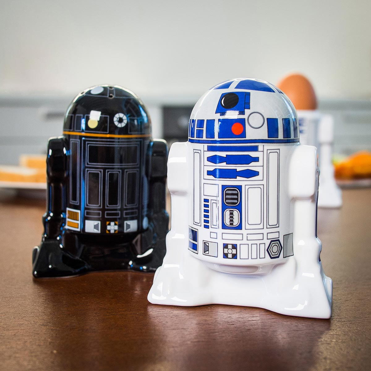 Bluw Star Wars R2D2 R2Q5 Peper En Zoutstel bluw kopen in de aanbieding Bluw Star Wars R2D2 R2Q5 Peper En Zoutstel bluw kopen in de aanbieding