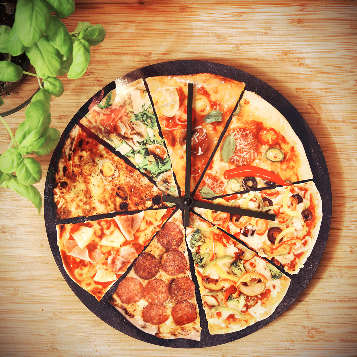 Pizza Wandklok huismerk kopen in de aanbieding